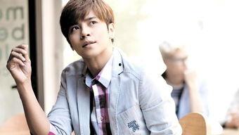 娱乐吃瓜酱阳光大男孩,揭秘娱乐圈的甜蜜瓜果